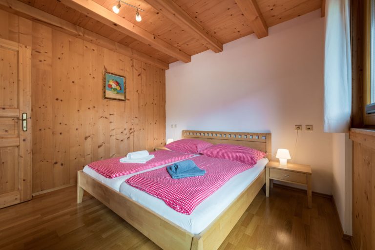 Ferienhaus Chalet Schlossblick - Vomp