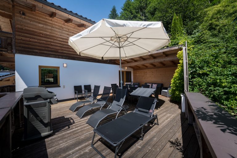 Ferienhaus Chalet Schlossblick - Vomp